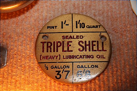 TRIPLE SHELL PRICE PLAQUE - click to enlarge